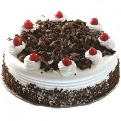 Black Forest Eggless Cake (Cochin Bakery)